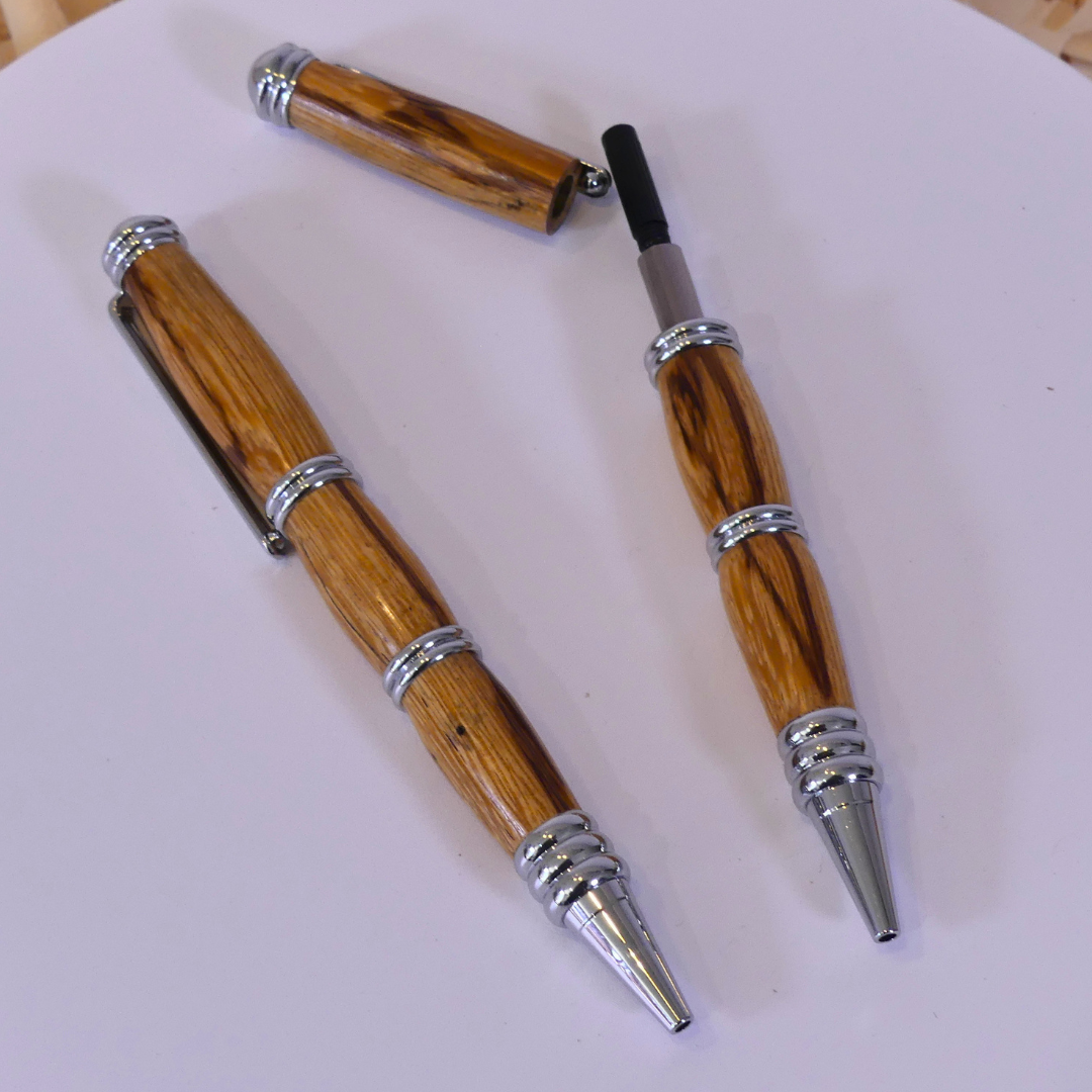 Stylos à billes avec habillage en bois de sepent